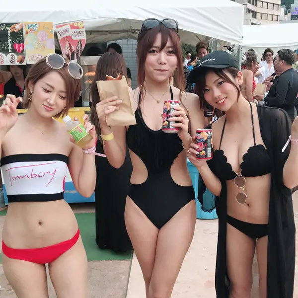 ドスケベ水着ギャルの3人組のせいで金玉がパンパンになるｗｗｗｗｗｗｗｗｗ | 素人エロ画像やったる夫 57 010353