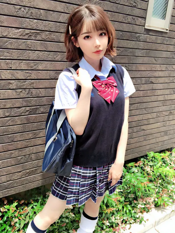 (AV女優)深田えいみちゃんのJK(女子校生)コスが可愛すぎる画像 | エロ画像掲示板(まとめ) EROG-BBS 49 011283