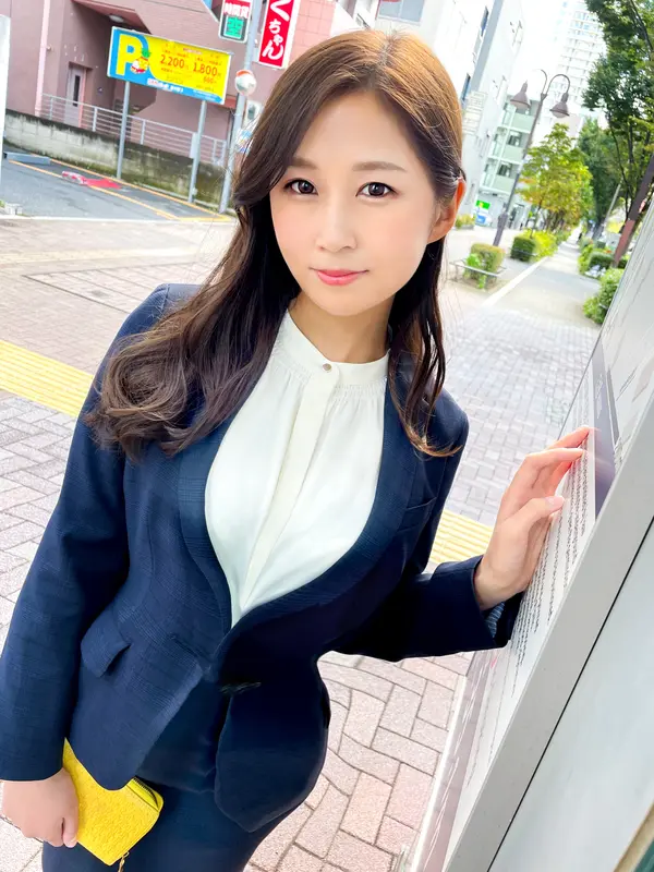 あなたの会社で働く黒パンスト美脚のOLスーツお姉さんも脱がすとエチエチな美乳ちゃんかもしれませんよ？エロ画像写真集とロング動画(約20分) | エロ画像掲示板(まとめ) EROG-BBS 67 045062