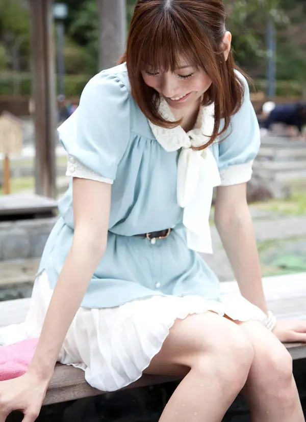 麻美ゆまのヌードエロ画像！スレンダー美巨乳ボディがたまらんｗ 201 060893 1