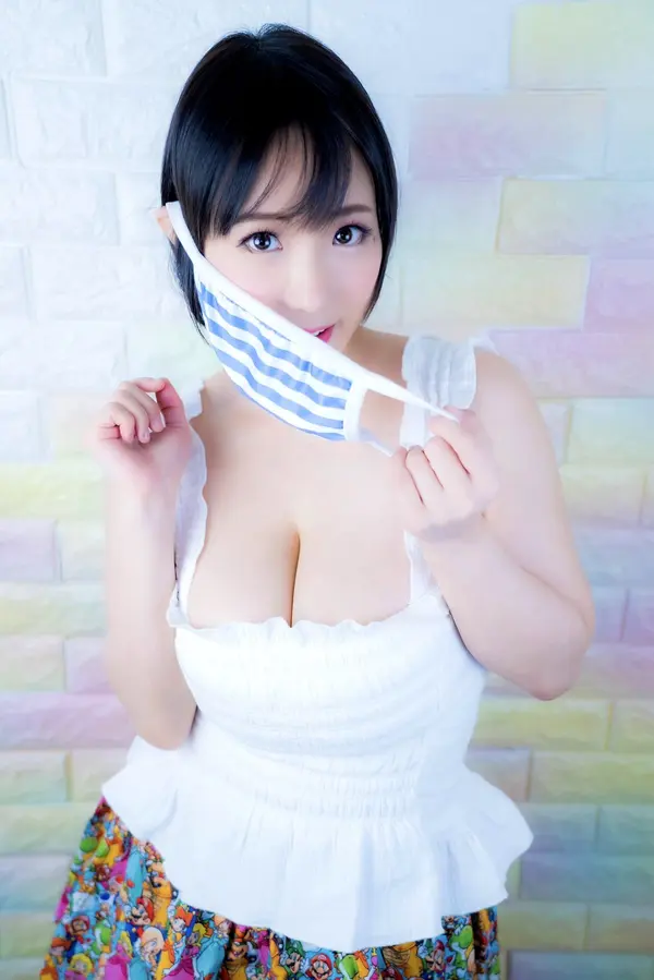 洋服/着衣の巨乳女子が胸の谷間を見せつけ誘惑されそうな画像(30枚) | エロ画像掲示板(まとめ) EROG-BBS 51 082464