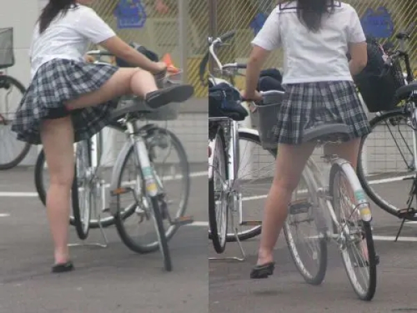 自転車漕いでる女の子のパンチラ画像！強風よ吹いてくれｗ 61 img 6867be8aaf221
