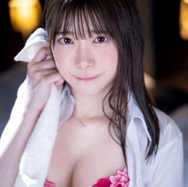 【皆瀬あかり】純情で可愛い黒髪美少女のパイパンマ○コに中出しセックス | エロ画像が見たいんだ！ 71 img 695e2ad1e042c