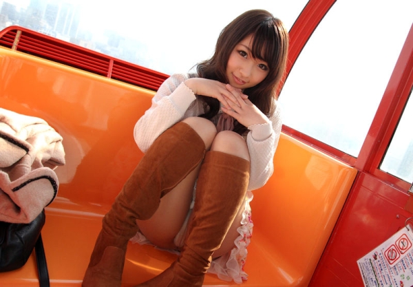 こっちを見ながらパンチラしてる女の子のエロ画像！狙ってそうだなｗ 167 img 6abe477975982