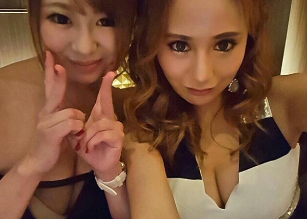 激カワキャバ嬢の胸チラ画像！これは毎晩通い詰めますわｗ 113 img 6ac22010afa4e
