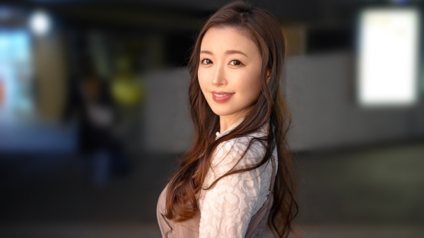 三十路なのに可愛い顔の清楚系お姉さんを脱がすとガーターベルトのムチムチお尻でそそります♪エロ画像写真集とロング動画(約20分) 65 img 6ade07e2001fa