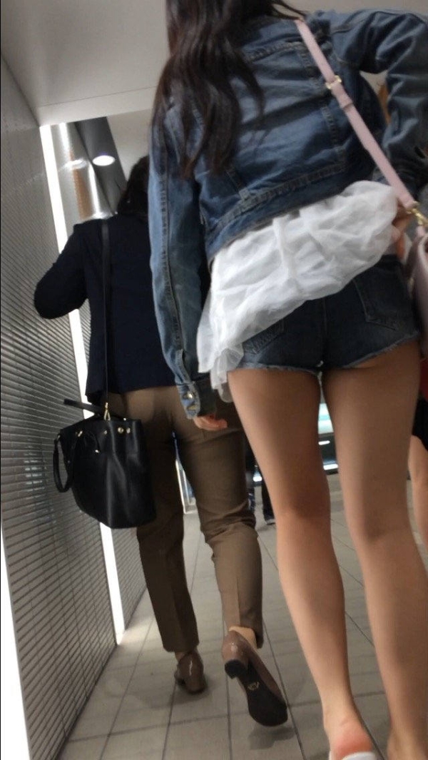 お尻映えホットパンツ画像集 - 性癖エロ画像 センギリ 32 お尻映えホットパンツ画像集 - 性癖エロ画像 センギリ 31 img 68fc477fd423f