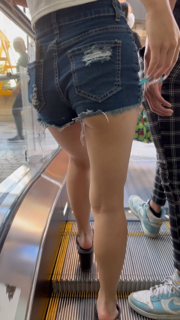 お尻映えホットパンツ画像集 - 性癖エロ画像 センギリ 58 お尻映えホットパンツ画像集 - 性癖エロ画像 センギリ 57 img 68fc478c6da00