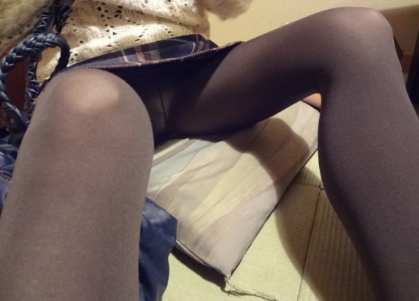 パンスト越しにパンツを見てる時にしか味わえない幸福があるw 238 パンスト越しにパンツを見てる時にしか味わえない幸福があるw 237 img 68fc9be9afc33