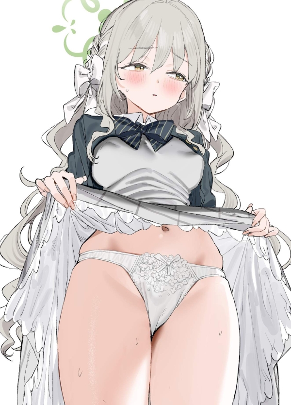 からかってる?それとも… チラ見せ・たくし上げで〇〇〇見せてくる女の子画像♪ 8 からかってる?それとも… チラ見せ・たくし上げで〇〇〇見せてくる女の子画像♪ 7 img 68fdb4f634692