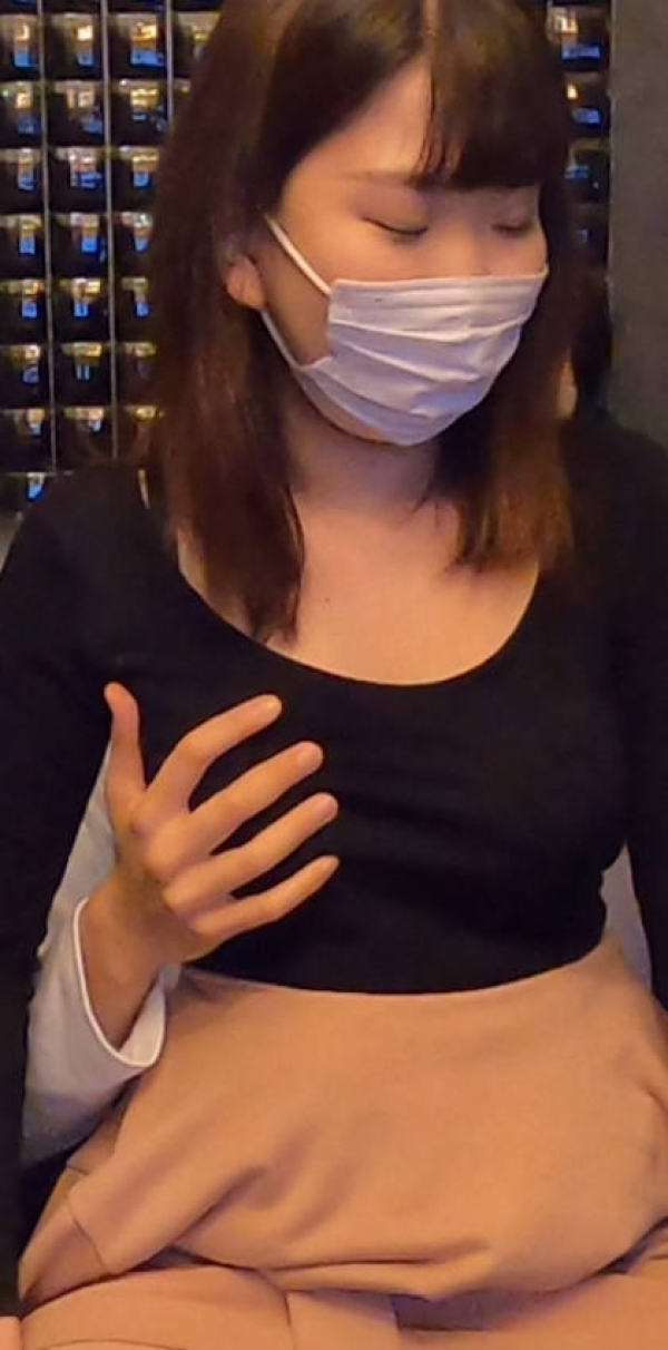 服越しに女体を触るエロ画像 - 性癖エロ画像 センギリ 36 服越しに女体を触るエロ画像 - 性癖エロ画像 センギリ 35 img 68fece68549a6