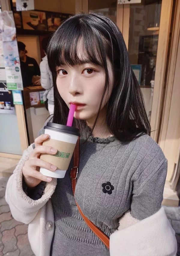 着衣巨乳の谷間にベルトが食い込むパイスラ美少女&美女たち | エロ画像が見たいんだ! 108 着衣巨乳の谷間にベルトが食い込むパイスラ美少女&美女たち | エロ画像が見たいんだ! 107 img 68ff772163040