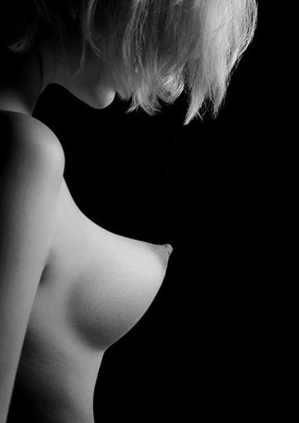 ロケットみたいにとんがってるおっぱいの外国人さんのエロ画像! 136 ロケットみたいにとんがってるおっぱいの外国人さんのエロ画像! 135 img 6901fde527587