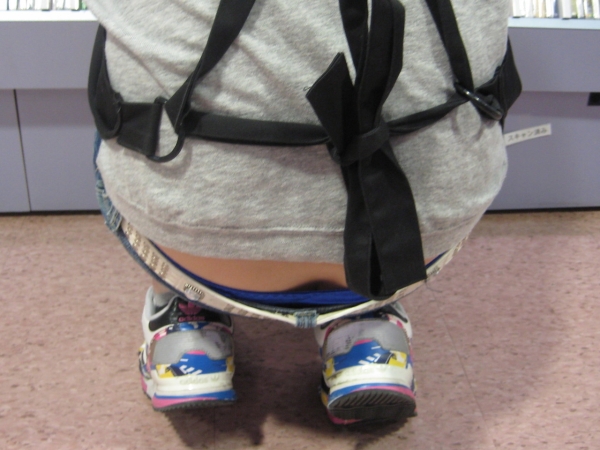 仕事に集中してパンチラに気づいていない女性店員のエロ画像! 178 仕事に集中してパンチラに気づいていない女性店員のエロ画像! 177 img 69048577a7590