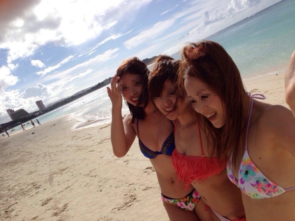 水着の隙間から乳首がチラ見えしちゃいそうなほど貧乳の女の子のエロ画像! 180 水着の隙間から乳首がチラ見えしちゃいそうなほど貧乳の女の子のエロ画像! 179 img 690c89e82481f