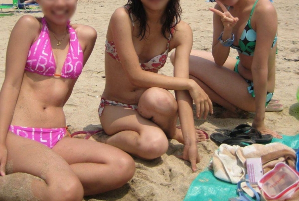 水着の隙間から乳首がチラ見えしちゃいそうなほど貧乳の女の子のエロ画像! 202 水着の隙間から乳首がチラ見えしちゃいそうなほど貧乳の女の子のエロ画像! 201 img 690c89e93debc