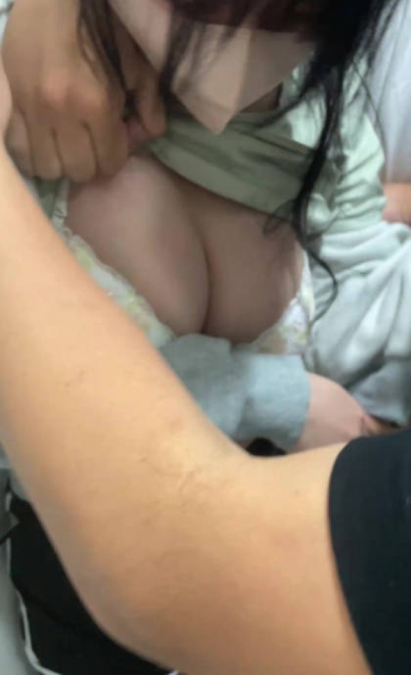 女性配達員を触るセクハラ画像 - 性癖エロ画像 センギリ 64 女性配達員を触るセクハラ画像 - 性癖エロ画像 センギリ 63 img 6913e650158bf