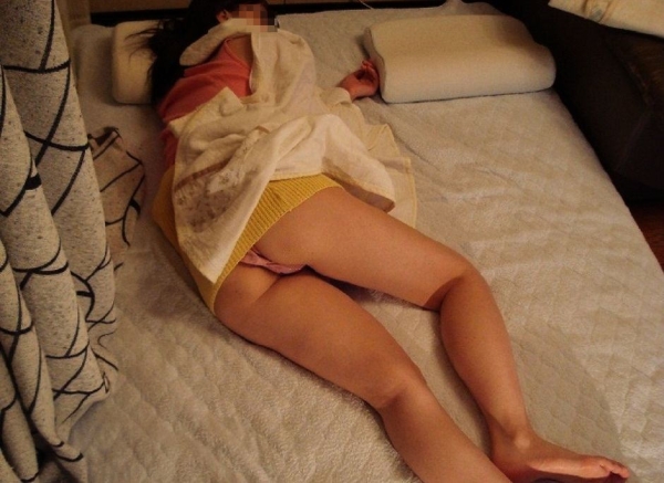 だらしない格好でお家でくつろいでる女の子の画像!生活感がいいねw 256 だらしない格好でお家でくつろいでる女の子の画像!生活感がいいねw 255 img 6919b90977915