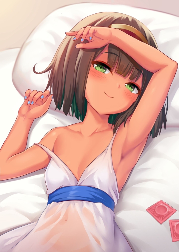 白い布と黄金の装飾が映える、褐色ボディの古代エジプト風衣装の女の子(女神さま)画像♪ 10 白い布と黄金の装飾が映える、褐色ボディの古代エジプト風衣装の女の子(女神さま)画像♪ 9 img 691d05402de17