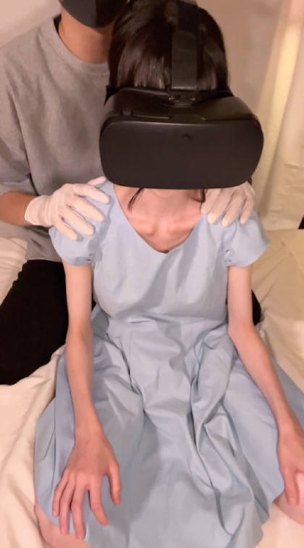 無防備なVRゴーグル女子のエロ画像 - 性癖エロ画像 センギリ 96 無防備なVRゴーグル女子のエロ画像 - 性癖エロ画像 センギリ 95 img 691d219edb17c