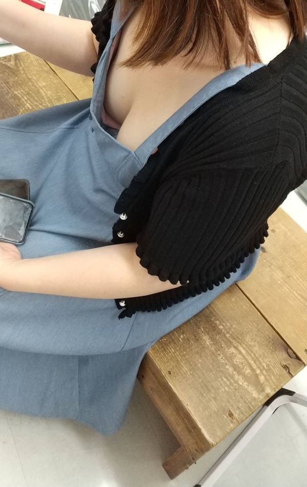 ムラムラ胸チラエロ画像 - 性癖エロ画像 センギリ 14 ムラムラ胸チラエロ画像 - 性癖エロ画像 センギリ 13 img 69206c8baf4ad