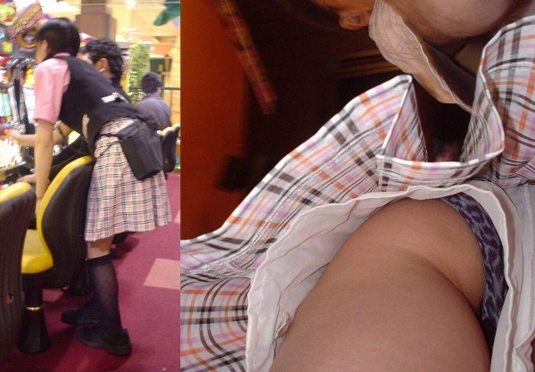 パチンコ店員さんのパンツをこっそり逆さ撮りしたエロ画像! 126 パチンコ店員さんのパンツをこっそり逆さ撮りしたエロ画像! 125 img 69369e78e4baa