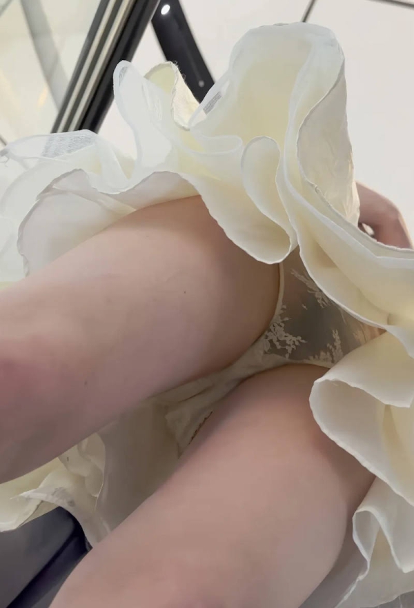 股下から見たパンチラ画像 - 性癖エロ画像 センギリ 24 股下から見たパンチラ画像 - 性癖エロ画像 センギリ 23 img 693ebf21d6546