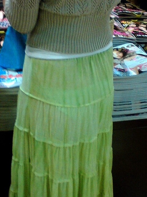 スカート越しにおぱんつが見えてる女の子のエロ画像!これはわざとなのか? 190 スカート越しにおぱんつが見えてる女の子のエロ画像!これはわざとなのか? 189 img 693fd84a52da2