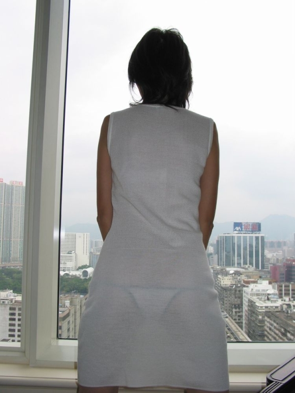 スカート越しにおぱんつが見えてる女の子のエロ画像!これはわざとなのか? 248 スカート越しにおぱんつが見えてる女の子のエロ画像!これはわざとなのか? 247 img 693fd84d8f53a