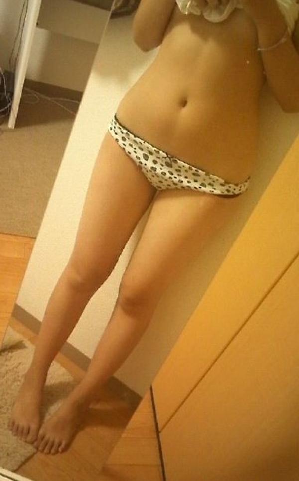 女の子のお腹周りに興奮しちゃう人向けのエロ画像!へそに指入れたいw 282 女の子のお腹周りに興奮しちゃう人向けのエロ画像!へそに指入れたいw 281 img 6941461fc5768