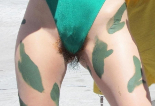 際どい衣装から毛がはみでてるキャンギャルやコスプレイヤーのエロ画像! 100 際どい衣装から毛がはみでてるキャンギャルやコスプレイヤーのエロ画像! 99 img 69468c152fcaa