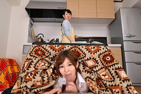 【こたつエロ画像】こたつの中でパンチラやヤってるエロ画像!(136枚)※12/27追加 | エロ画像ギャラリー 622 【こたつエロ画像】こたつの中でパンチラやヤってるエロ画像!(136枚)※12/27追加 | エロ画像ギャラリー 621 img 69501ad707eb3