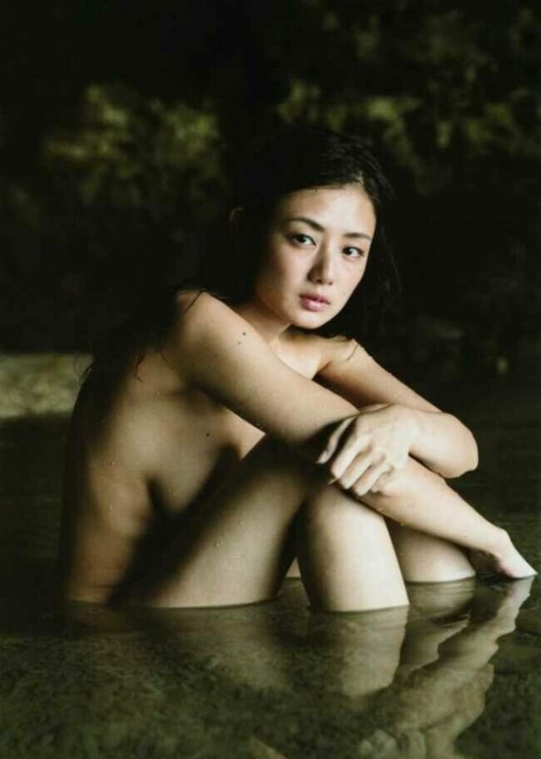 ヌード美女たちが体育座りで美乳を隠したり丸出しだったり | エロ画像が見たいんだ! 132 ヌード美女たちが体育座りで美乳を隠したり丸出しだったり | エロ画像が見たいんだ! 131 img 695d118f303b6