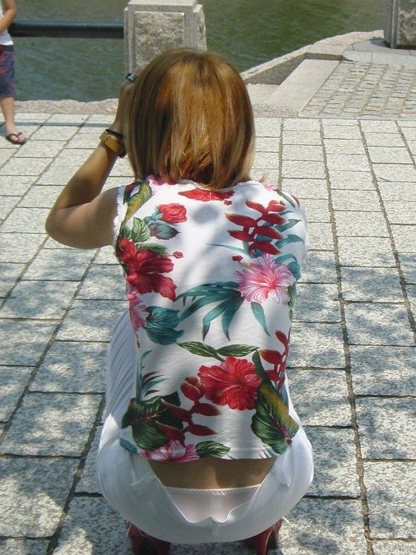 子連れママさんのパンチラ画像!忙しい隙をついてパシャりw 166 子連れママさんのパンチラ画像!忙しい隙をついてパシャりw 165 img 695f988c8edd1