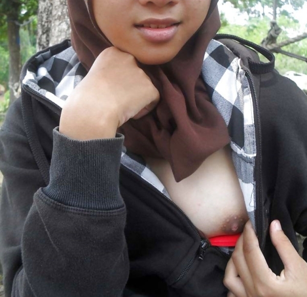 ヒシャブ姿が似合うイスラム系女性のエロ画像!顔隠しても体は出しちゃうw 226 ヒシャブ姿が似合うイスラム系女性のエロ画像!顔隠しても体は出しちゃうw 225 img 696613d0d406d