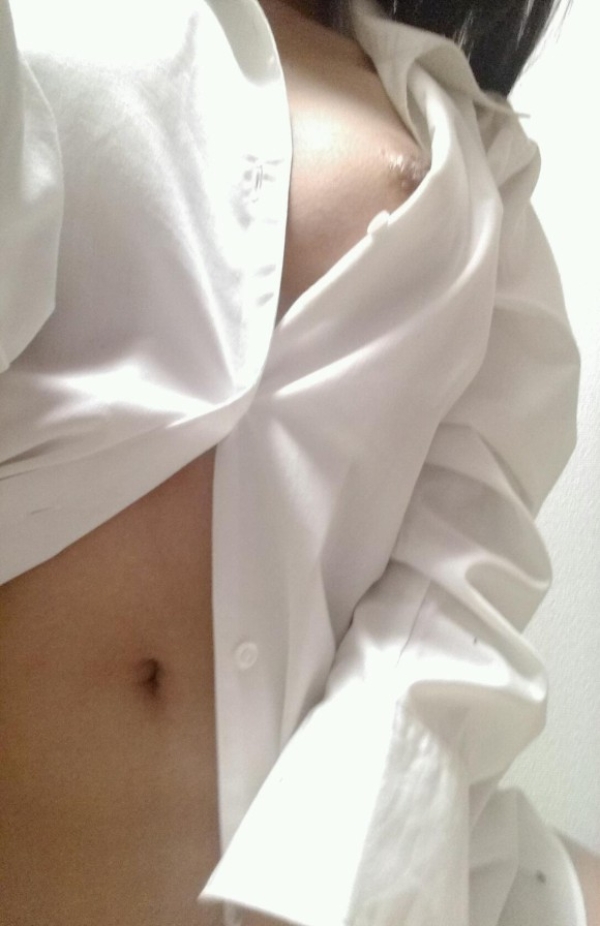 白シャツからおっぱいポロリしてる女の子のエロ画像!彼シャツかなw 202 白シャツからおっぱいポロリしてる女の子のエロ画像!彼シャツかなw 201 img 69b7ecf0cfdf7