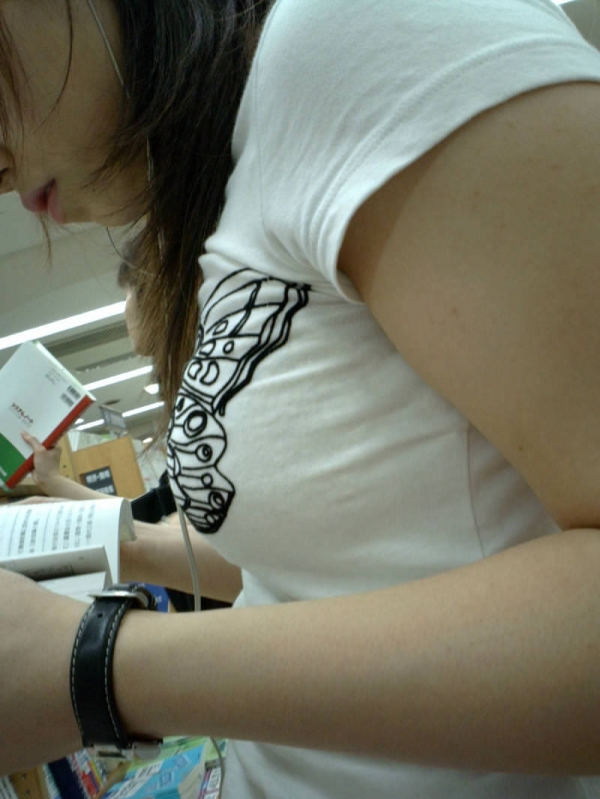 いつでも見放題の素人の街撮り着衣おっぱい画像 | 素人エロ画像やったる夫 26 いつでも見放題の素人の街撮り着衣おっぱい画像 | 素人エロ画像やったる夫 25 img 69b7ecf3c8b1f