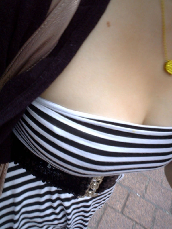 いつでも見放題の素人の街撮り着衣おっぱい画像 | 素人エロ画像やったる夫 32 いつでも見放題の素人の街撮り着衣おっぱい画像 | 素人エロ画像やったる夫 31 img 69b7ecf430abf