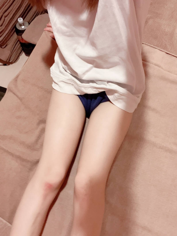 下半身晒しの自撮りエロ画像 54 下半身晒しの自撮りエロ画像 53 img 69b8ce0632d45