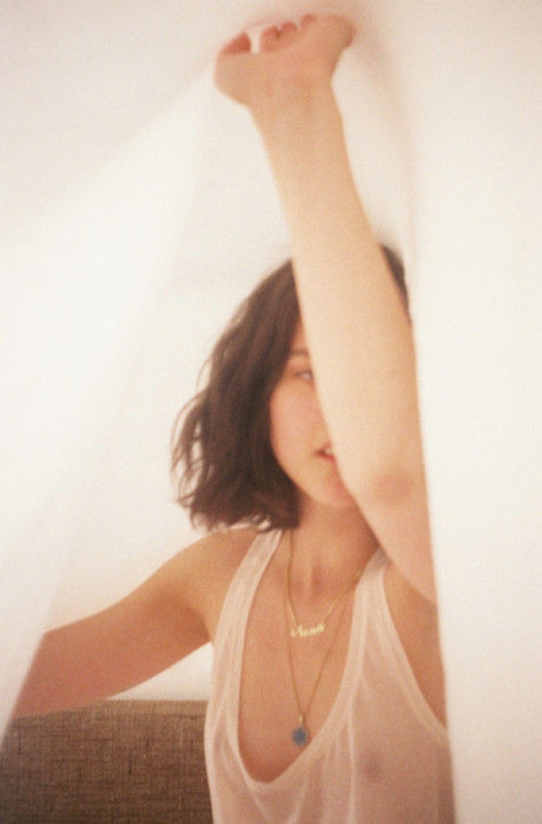 ノーブラタンクトップで乳首が目立ってる外国人さんのエロ画像! 168 ノーブラタンクトップで乳首が目立ってる外国人さんのエロ画像! 167 img 69bd16d3ce369