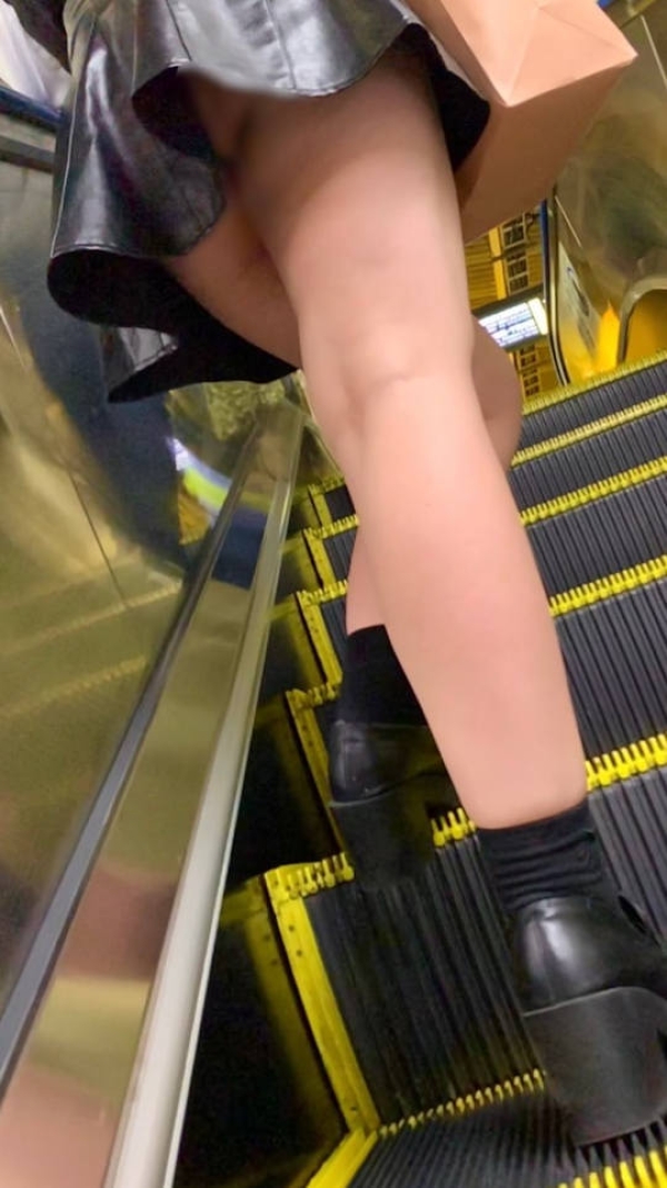 今時ミニスカ女子大生画像集 16 今時ミニスカ女子大生画像集 15 img 69bd4f1d8fdc8