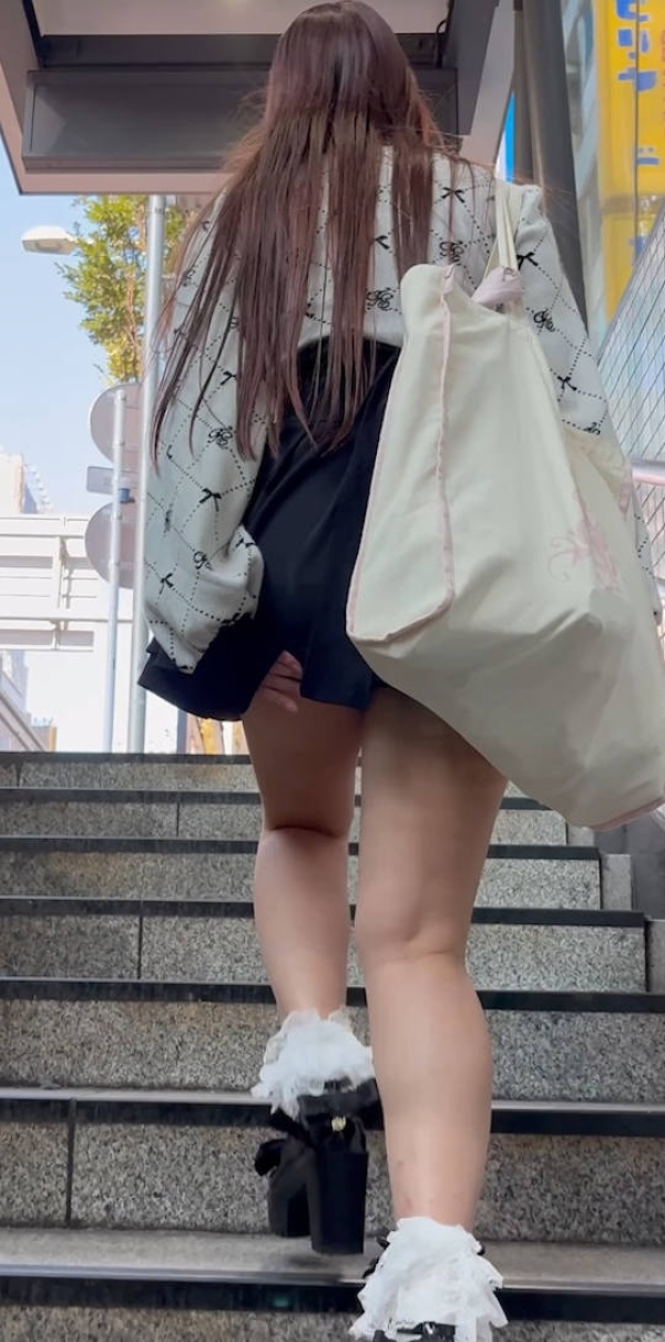 今時ミニスカ女子大生画像集 102 今時ミニスカ女子大生画像集 101 img 69bd4f3be2717