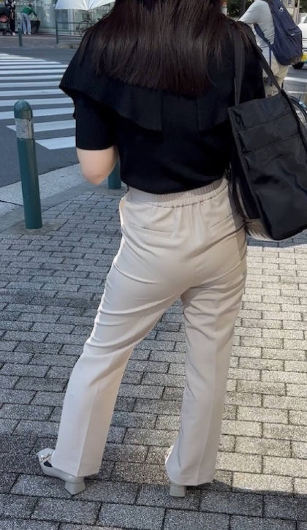 パンツOLのお尻エロ過ぎだろ画像 112 パンツOLのお尻エロ過ぎだろ画像 111 img 69c9d5773210c