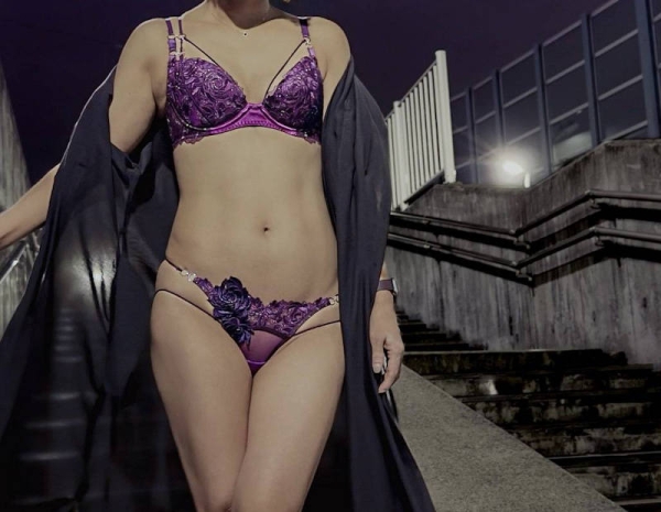 露出用ランジェリーのエロ画像 44 露出用ランジェリーのエロ画像 43 img 69d1159e58269