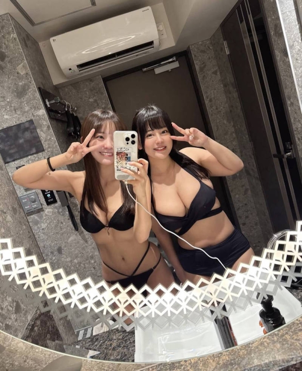 自撮り水着女子で抜くエロ画像 100連発 132 自撮り水着女子で抜くエロ画像 100連発 131 img 69d1daaabcabb