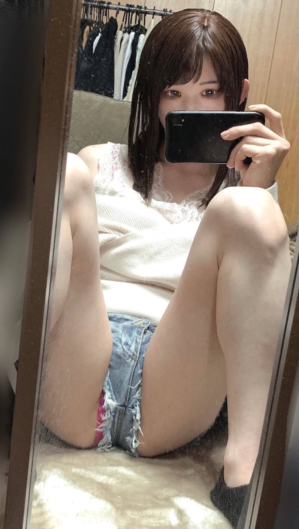 ショーパン・ホットパンツ自撮りエロ画像 6 ショーパン・ホットパンツ自撮りエロ画像 5 img 69d32bf7bf4fe