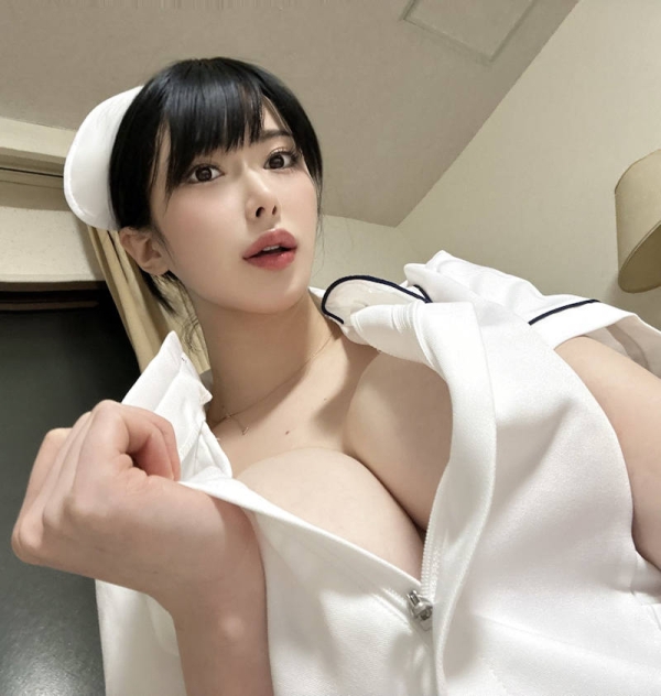 おっぱいが癒しの巨乳ナースエロ画像 66 おっぱいが癒しの巨乳ナースエロ画像 65 img 69d5cf95cfa52