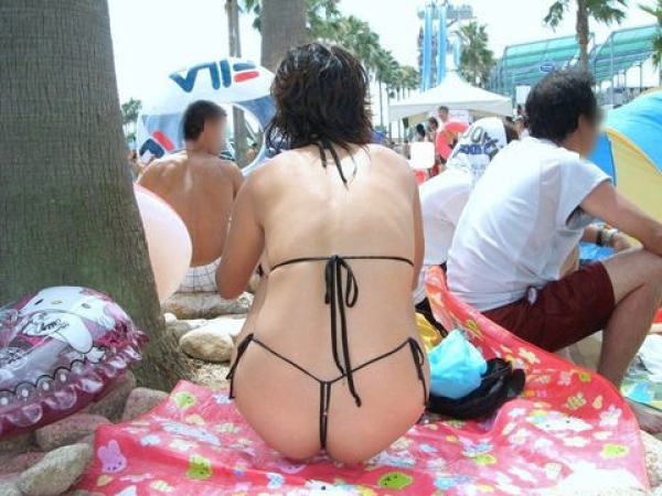 お尻が全く隠れてないマイクロビキニ女子のエロ画像!プリケツ最高w 232 お尻が全く隠れてないマイクロビキニ女子のエロ画像!プリケツ最高w 231 img 69d8c6468649b