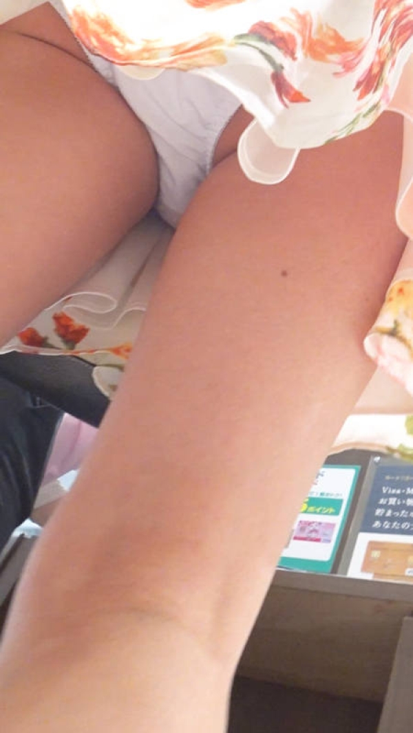 逆さ撮りからのパンチラエロ画像 - 性癖エロ画像 センギリ 108 逆さ撮りからのパンチラエロ画像 - 性癖エロ画像 センギリ 107 img 69dcf33f458d4