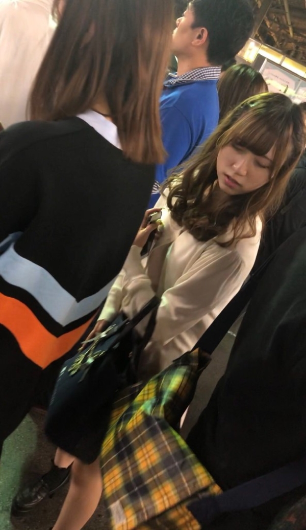 可愛い素人娘のパンチラ画像が見たいんだがお前ら協力よろしくwwwwwwwwwwwwwwwwww | 素人エロ画像やったる夫 38 可愛い素人娘のパンチラ画像が見たいんだがお前ら協力よろしくwwwwwwwwwwwwwwwwww | 素人エロ画像やったる夫 37 img 69df5de8a0e26